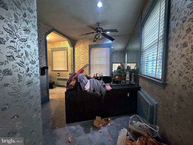 560 E BALTIMORE STREET, Greencastle, PA 17225