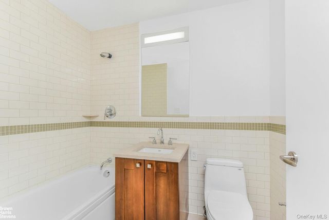 640 W 237th Street 10C, Bronx, NY 10463