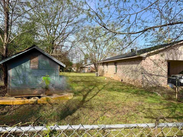 104 McKinney, Clarksville City, AR 72830