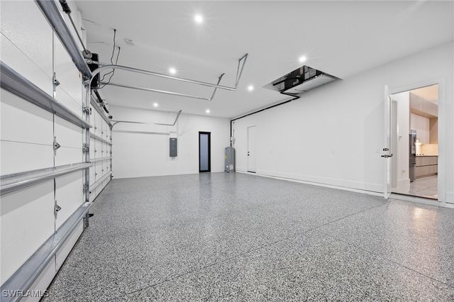 109 NE 5th TER, Cape Coral, FL 33909