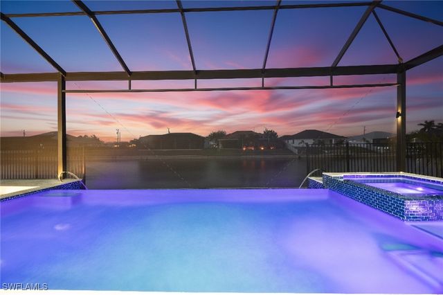 109 NE 5th TER, Cape Coral, FL 33909