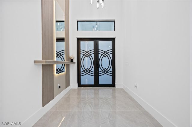 109 NE 5th TER, Cape Coral, FL 33909