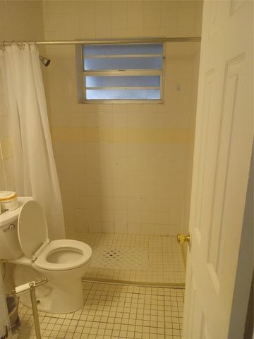 2901 Jackson Street 9, Hollywood, FL 33020