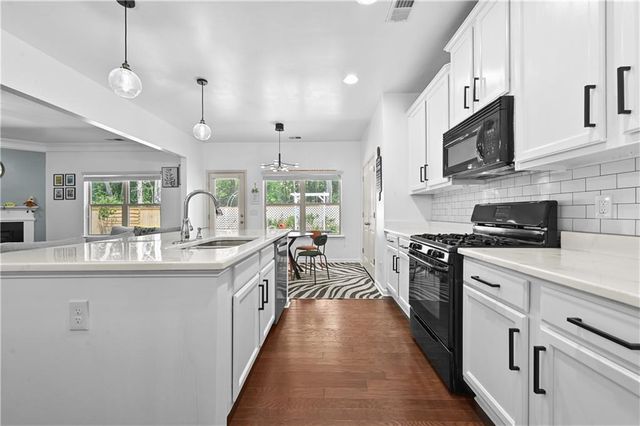 4576 Water Mill Drive, Buford, GA 30519