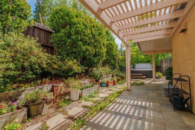 604 Mill Place, Jackson, CA 95642