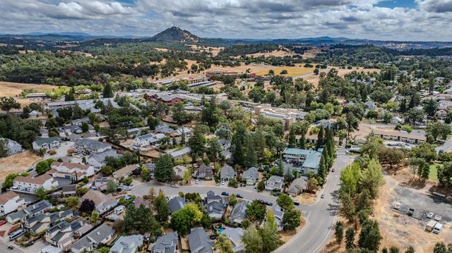 604 Mill Place, Jackson, CA 95642