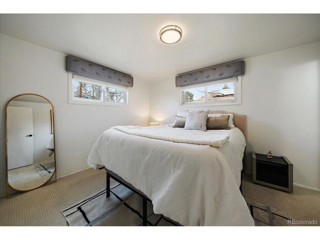 593 E Amherst Pl, Englewood, CO 80113