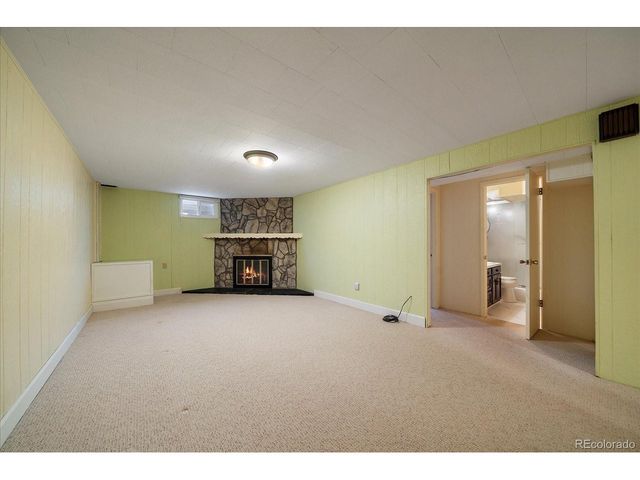 593 E Amherst Pl, Englewood, CO 80113