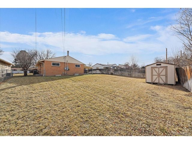 593 E Amherst Pl, Englewood, CO 80113