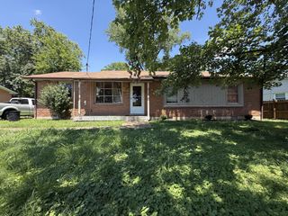 5032 Bonnameade Dr, Hermitage, TN 37076