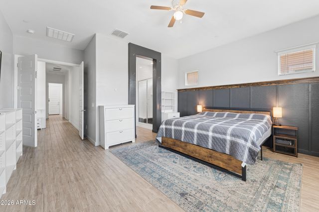 9829 E THISTLE Avenue, Mesa, AZ 85212