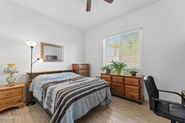 9829 E THISTLE Avenue, Mesa, AZ 85212