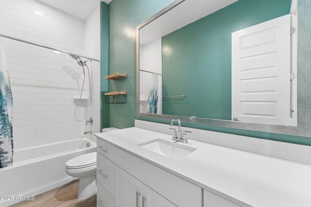 9829 E THISTLE Avenue, Mesa, AZ 85212