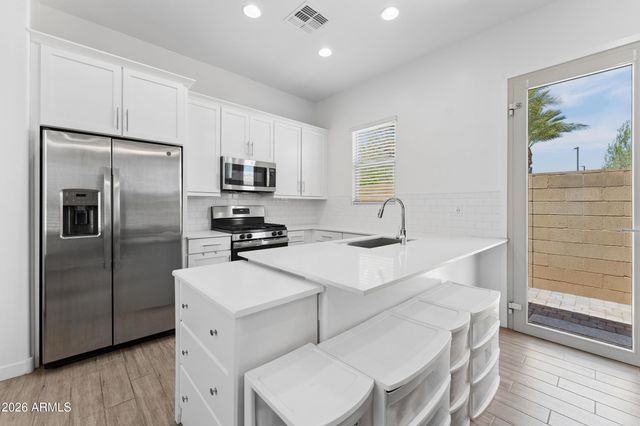 9829 E THISTLE Avenue, Mesa, AZ 85212