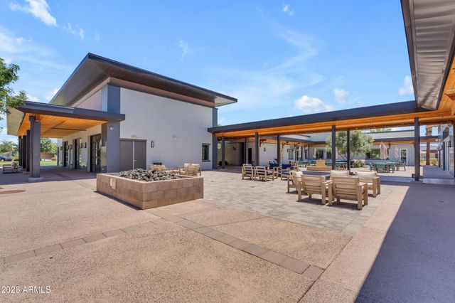 9829 E THISTLE Avenue, Mesa, AZ 85212
