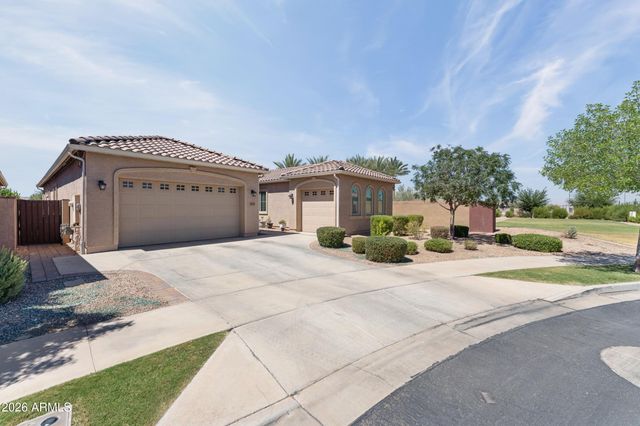 9829 E THISTLE Avenue, Mesa, AZ 85212