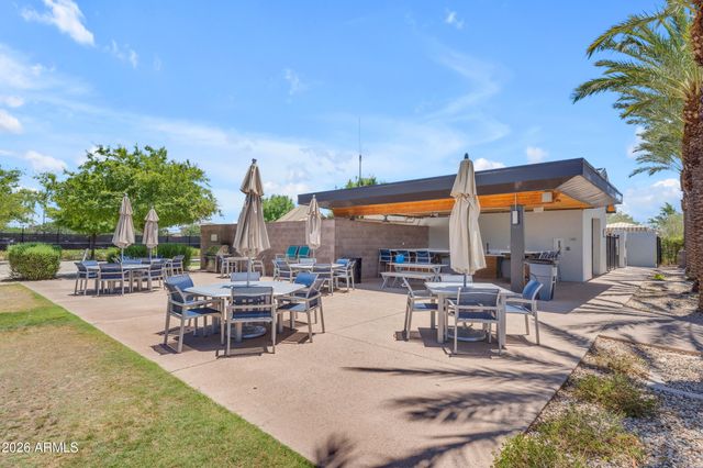 9829 E THISTLE Avenue, Mesa, AZ 85212