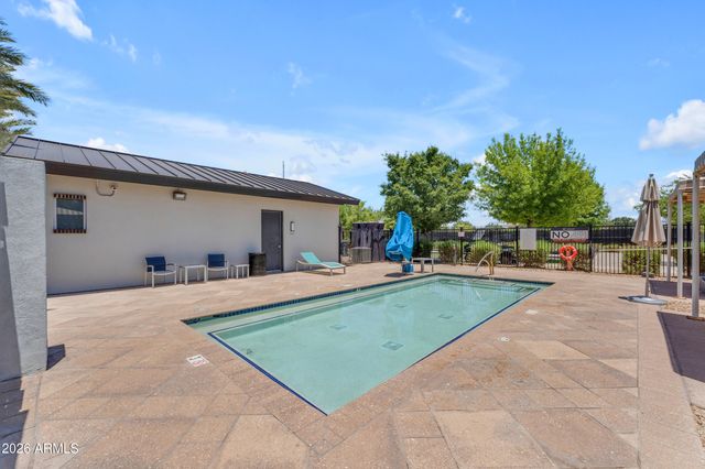9829 E THISTLE Avenue, Mesa, AZ 85212