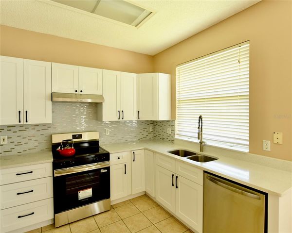 812 JADE FOREST AVENUE, Orlando, FL 32828