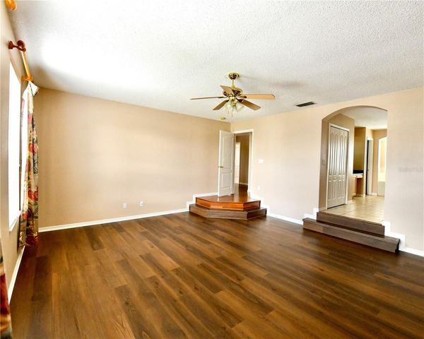 812 JADE FOREST AVENUE, Orlando, FL 32828
