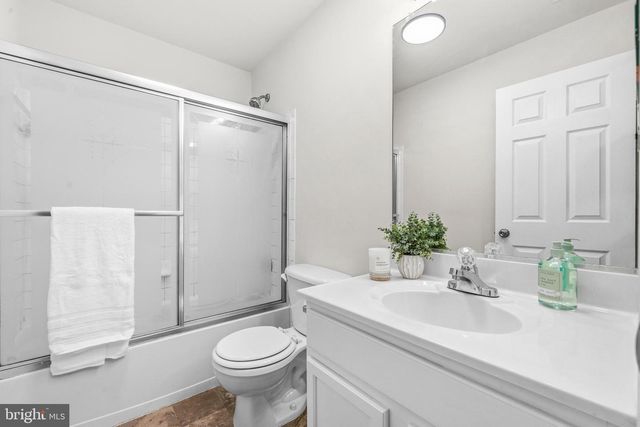 414 GINKGO TER NE, Leesburg, VA 20176