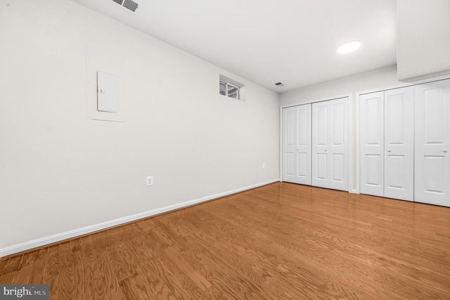 414 GINKGO TER NE, Leesburg, VA 20176