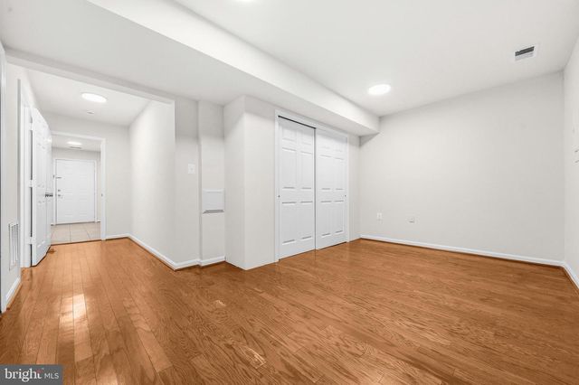 414 GINKGO TER NE, Leesburg, VA 20176