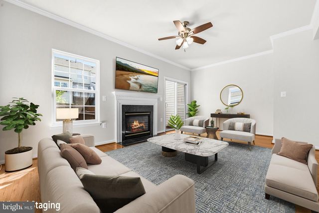414 GINKGO TER NE, Leesburg, VA 20176