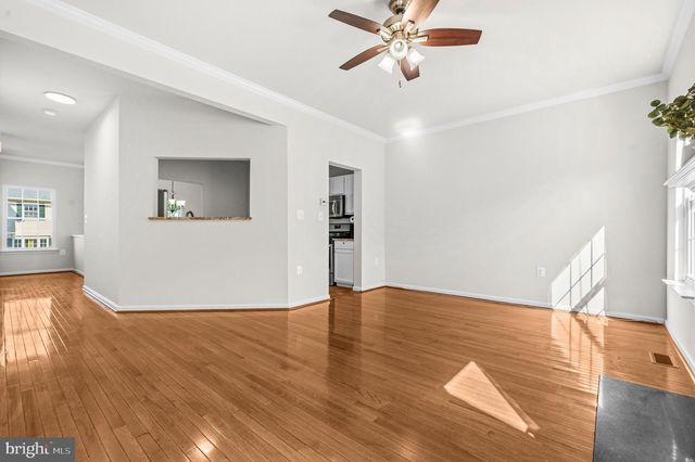 414 GINKGO TER NE, Leesburg, VA 20176