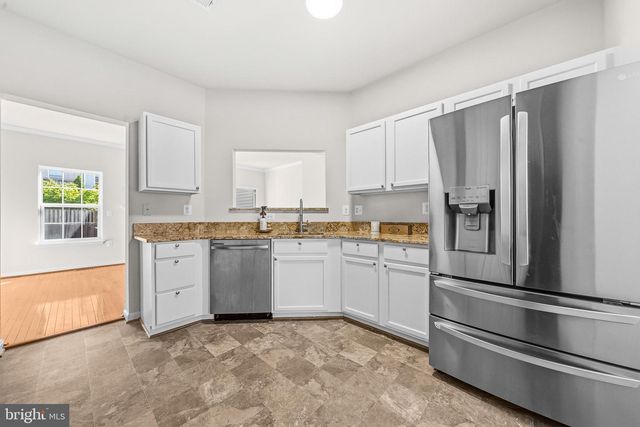 414 GINKGO TER NE, Leesburg, VA 20176