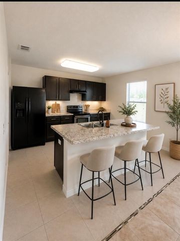 885 FREEDOM BOULEVARD, Davenport, FL 33837
