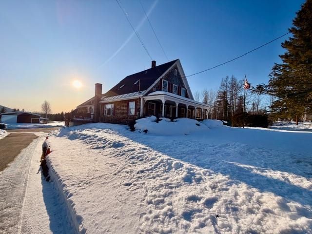 1376 Presidential Highway, Jefferson, NH 03583