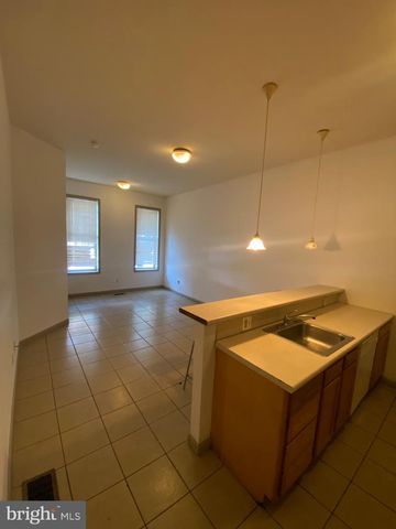 1712 W DIAMOND ST, Philadelphia, PA 19121