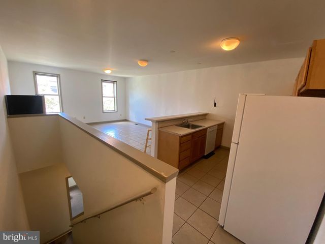 1712 W DIAMOND ST, Philadelphia, PA 19121