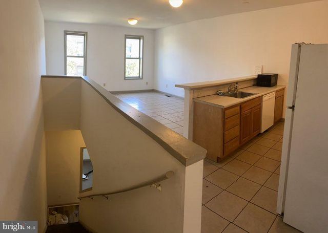 1712 W DIAMOND ST, Philadelphia, PA 19121