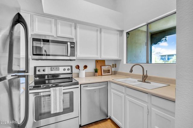 7300 N DREAMY DRAW Drive 213, Phoenix, AZ 85020
