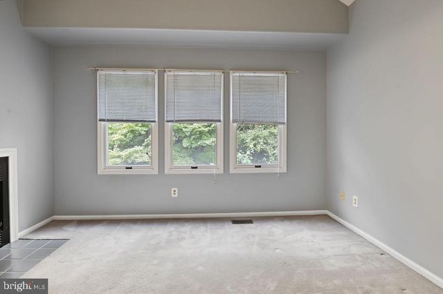 502 PAISLEY PL, Newark, DE 19711