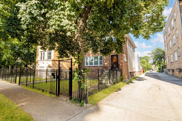 17 N Pine Avenue, Chicago, IL 60644