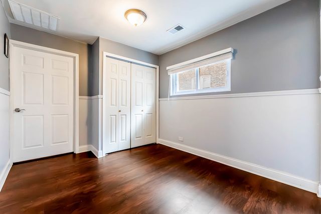 17 N Pine Avenue, Chicago, IL 60644