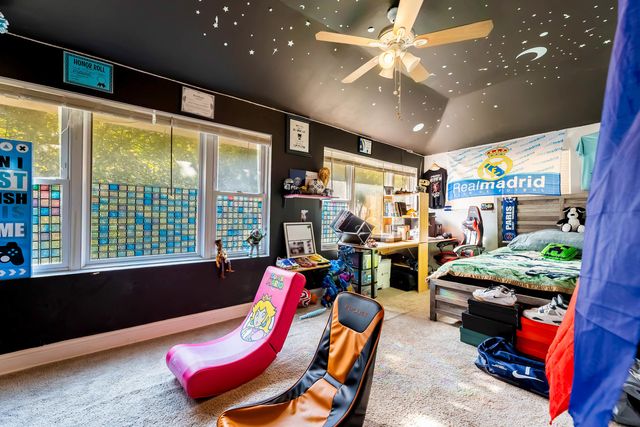 17 N Pine Avenue, Chicago, IL 60644