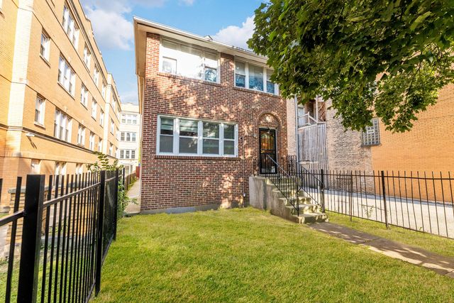 17 N Pine Avenue, Chicago, IL 60644