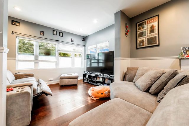 17 N Pine Avenue, Chicago, IL 60644
