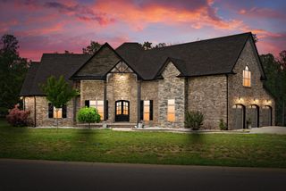1161 Reda Dr, Clarksville, TN 37042