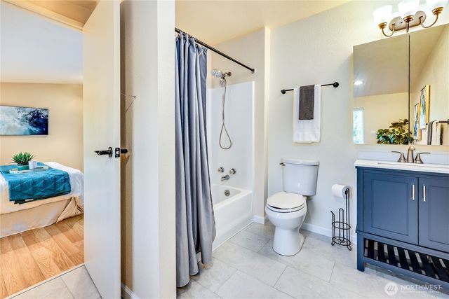 12161 S Keyport Road NE, Poulsbo, WA 98370