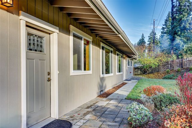 12161 S Keyport Road NE, Poulsbo, WA 98370