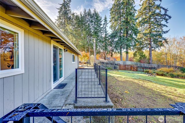 12161 S Keyport Road NE, Poulsbo, WA 98370