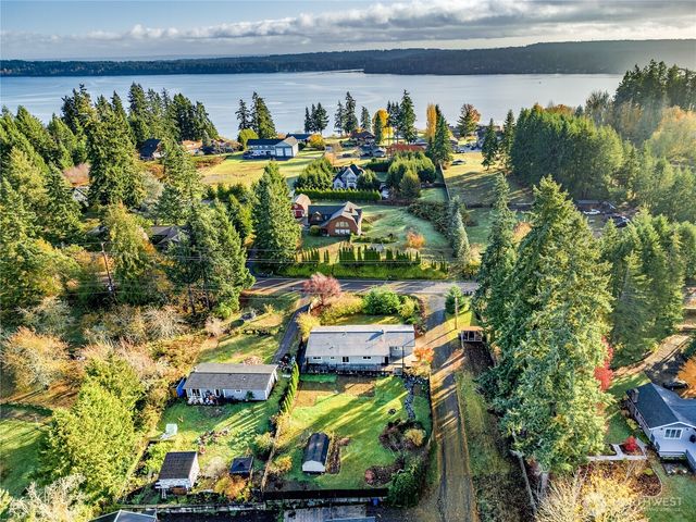 12161 S Keyport Road NE, Poulsbo, WA 98370