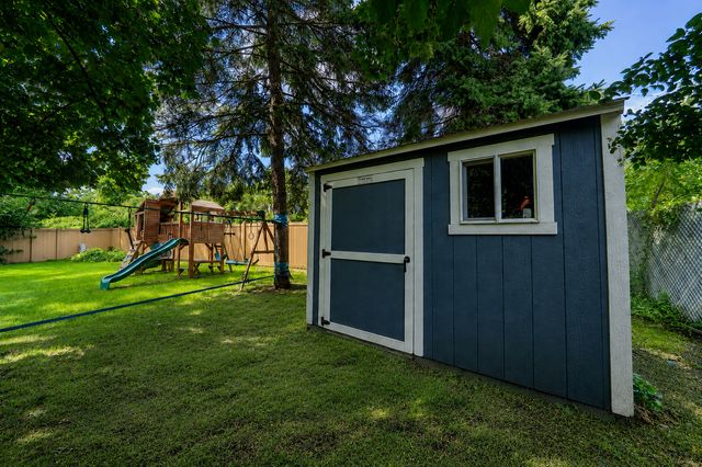 4400 Black Partridge Lane, Lisle, IL 60532