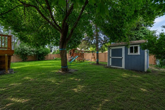 4400 Black Partridge Lane, Lisle, IL 60532