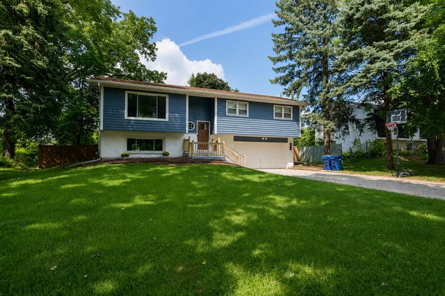 4400 Black Partridge Lane, Lisle, IL 60532